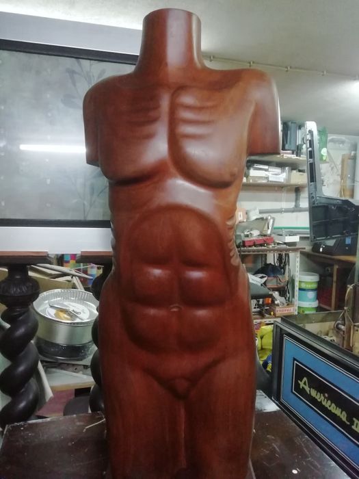 Escultura del famoso escultor Miguel Estrella