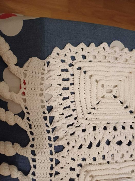 Colcha bordada para cama de casal