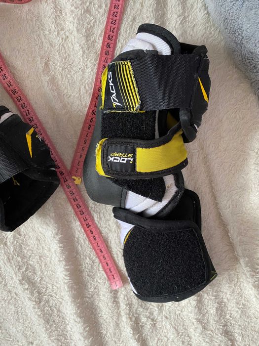 CCM Tacks 4052 хоккейные нагрудник и налокотники подростковые