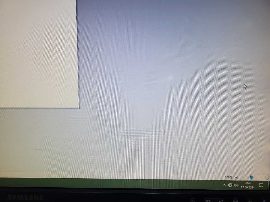 Monitor - Samsung S24C450DW - ruchoma wysokość - uszkodzona matryca