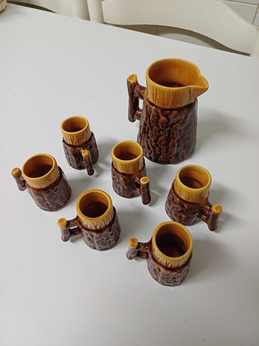 Conjunto de jarro com 6 copos