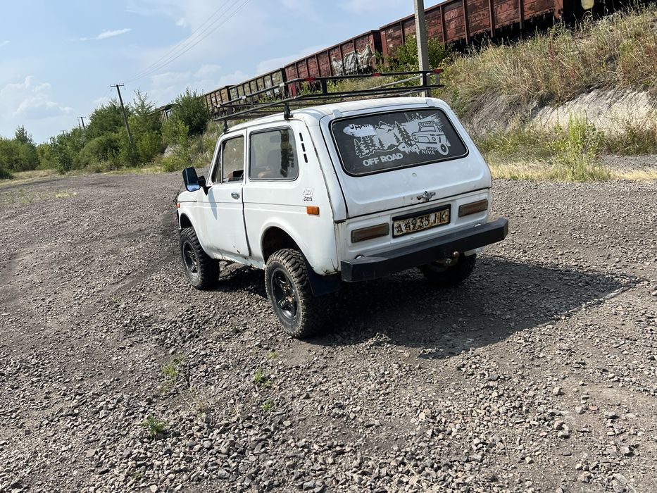Продам ниву на повному ходу