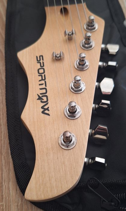 Guitarra Elétrica (como nova)