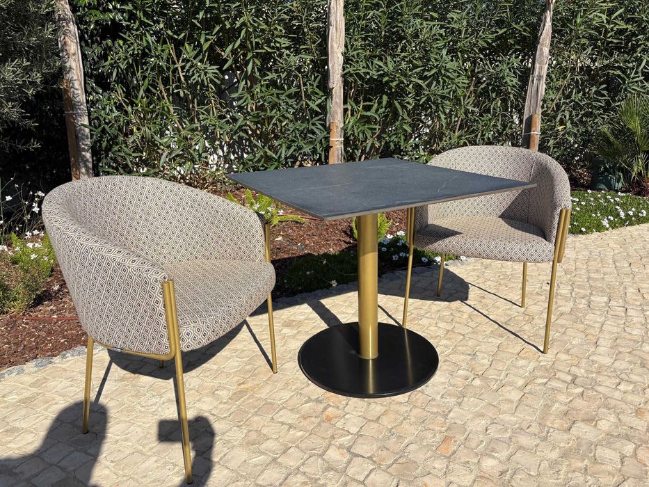 Cadeiras e Mesa de Exterior de Qualidade Superior