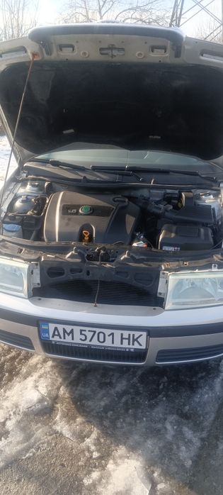 Skoda Oktavia tour 1.6 mpi бензин/газ