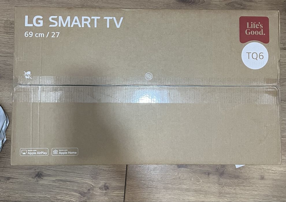 Tv Lg Smart tv 27 polegadas , nova