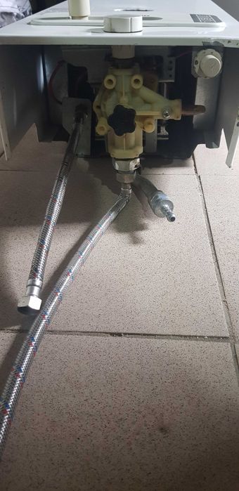 Esquentador Zeus (gás botija)