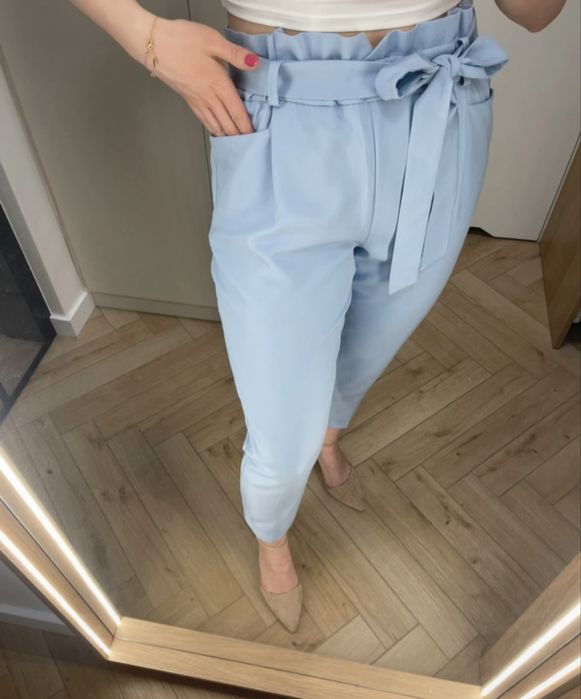Eleganckie błękitne spodnie
