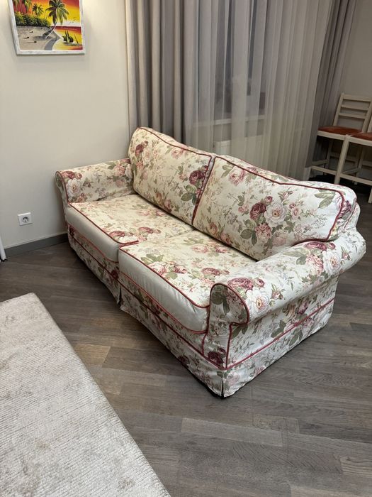 Мягкий уголок ( диван раскладной и кресло)