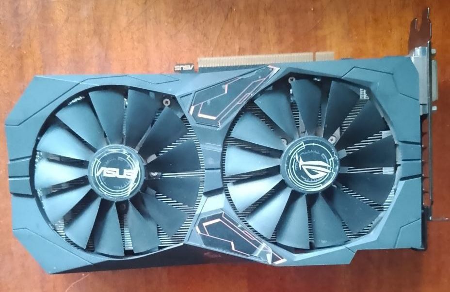 Видеокарта ASUS ROG Strix Radeon RX 570 4GB