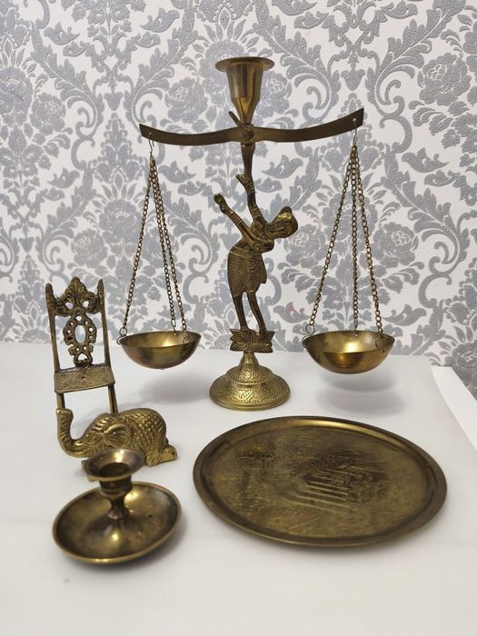 Przedmioty z mosiądzu