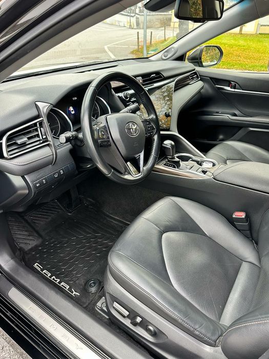 Toyota Camry70 Premiym 2018 год
