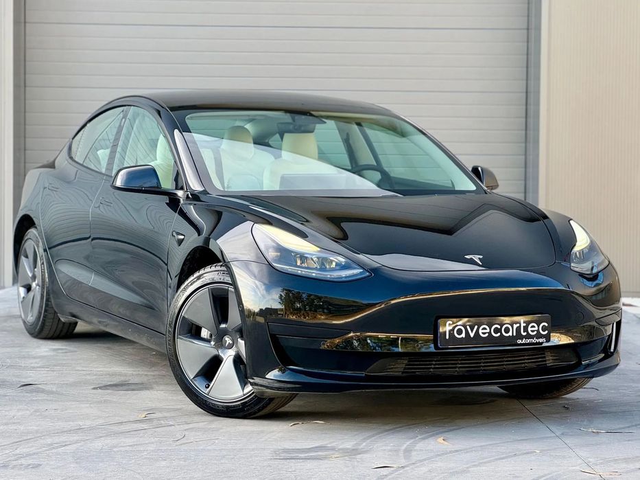 Tesla Model 3 Standard Range Plus RWD