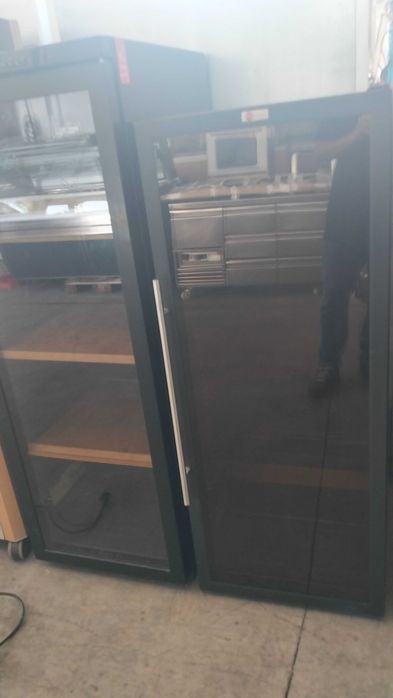 Expositores de vinho refrigerados