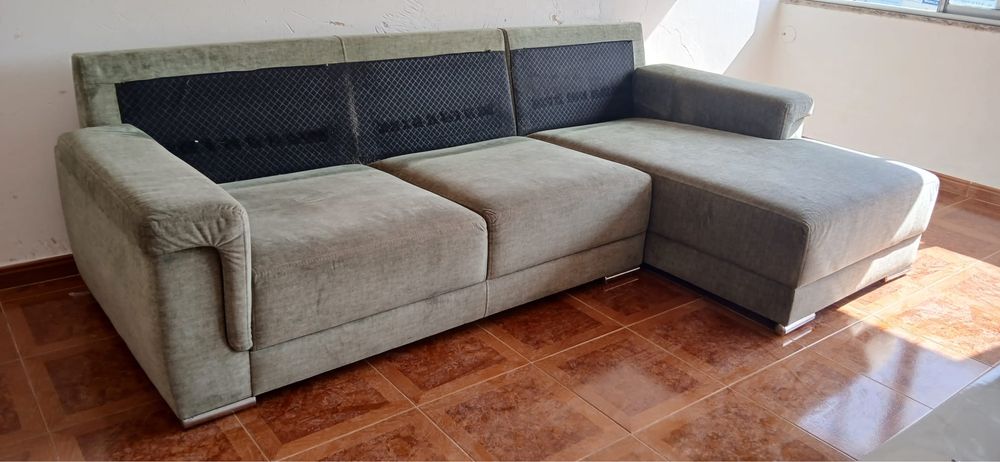Sofa green confortável  , que fará toda diferença numa sala moderna