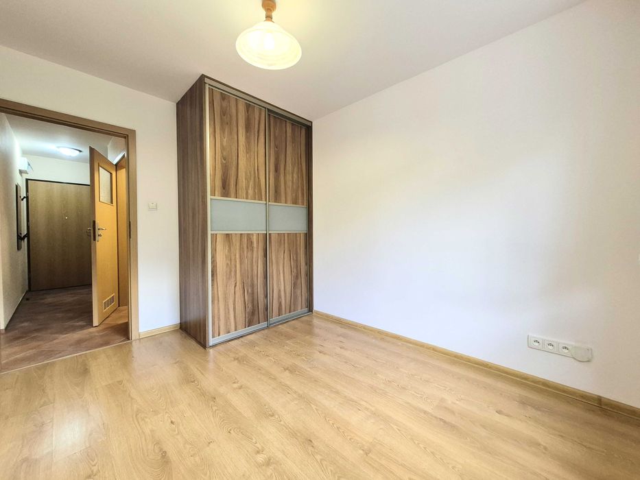 !!-trzy pokoje do wejścia WŚRÓD ZIELENI, kameralne osiedle z 2009 ROKU-TARAS 8,5m2-piwnica 4m2-!!