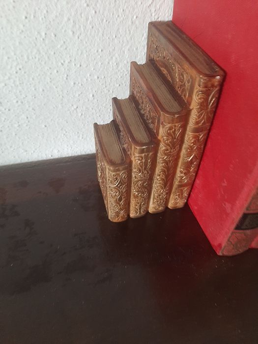 Encosta para  Livros