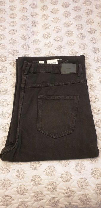 NOWE!!. Jeansy czarne, dzwony. Super!!.