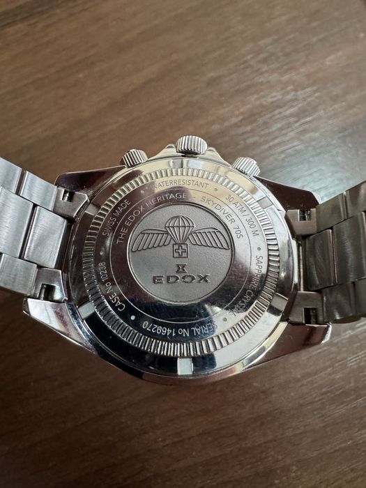 Наручний годинник Edox SkyDiver 70s Chronograph