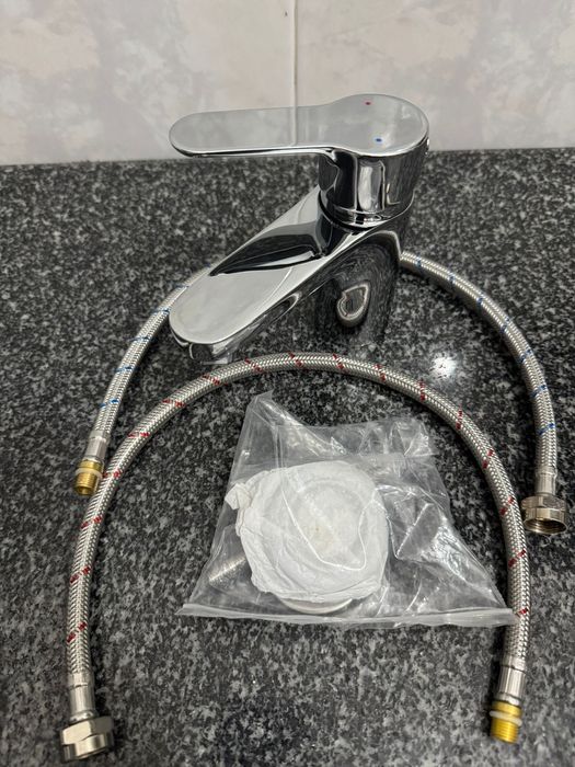 Torneira para lavatório cromada