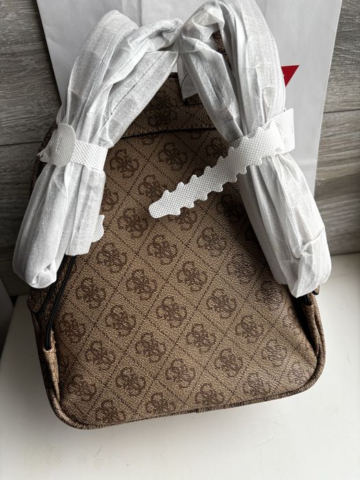 Рюкзак Guess жіночий оригінал