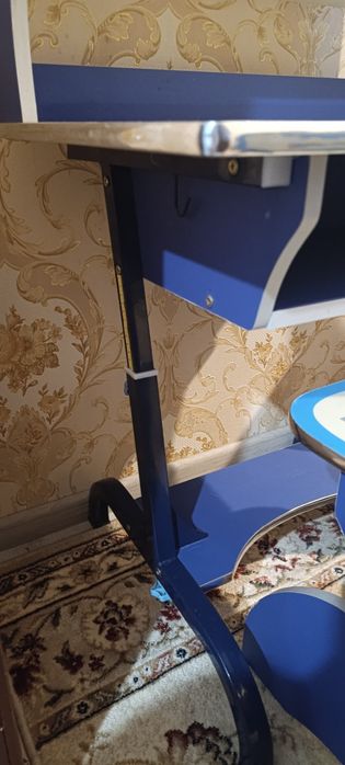 Парта дитяча з стільчиком