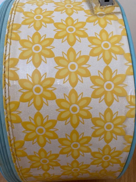 trolley frozen com luzes