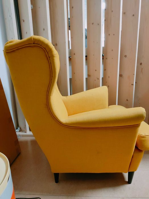 Poltrona STRANDMON amarelo
