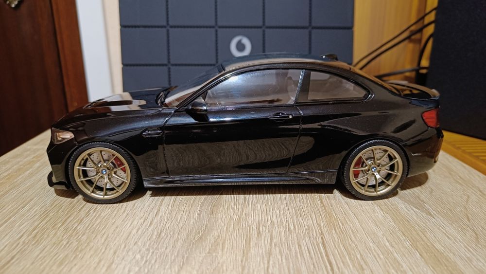 BMW M2 CS (1:18) - Minichamps
