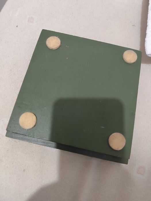 Wooden Box with Tile64551921817089124