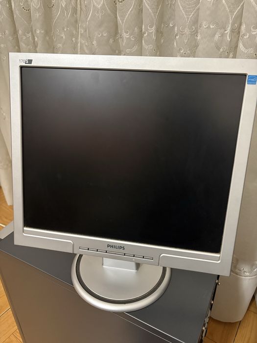 Monitor LCD Philips 170S 17” – Funcional com Defeito