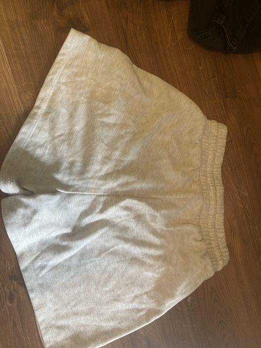 Krotkie szorty rozmiar xs