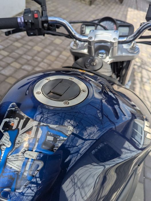 Сузукі gsr 600 Свіжий