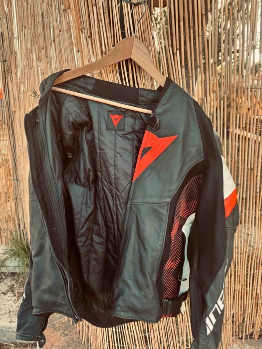 Casaco Mota Dainese em Pele – Racing / Desportivo