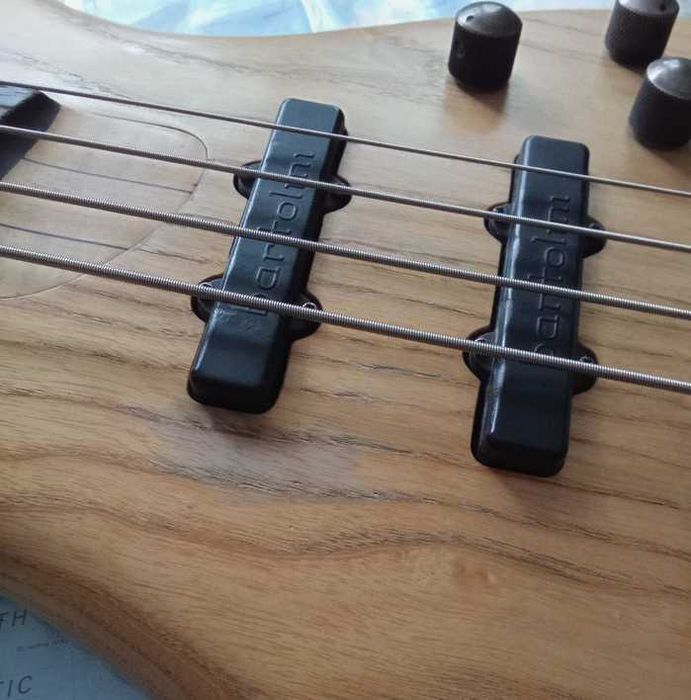 Mayones BE4 gitara basowa jesion , bartolini
