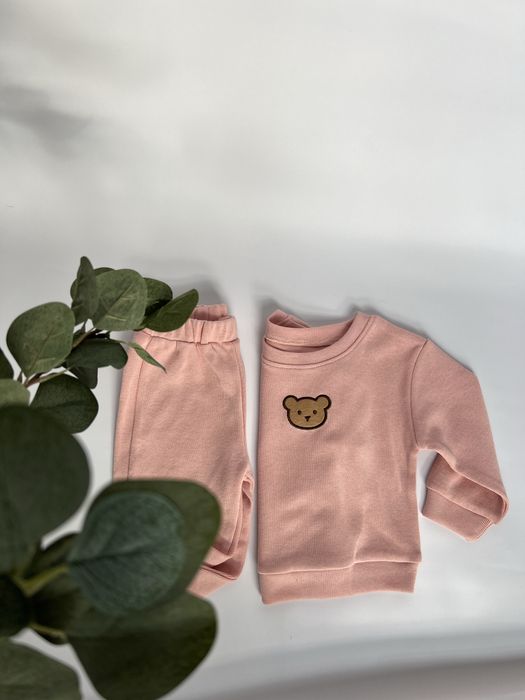 Костюм рожевий з ведмедиком