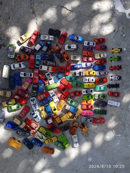 Carrinhos em miniatura