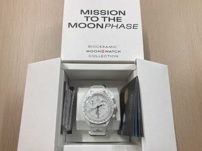 Bioceramiczna misja Moonswatch do fazy księżyca Snoopy