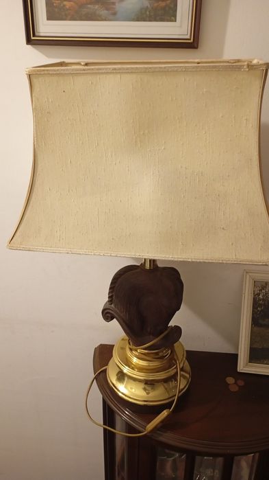 Candeeiro antigo cabeça de cavalo