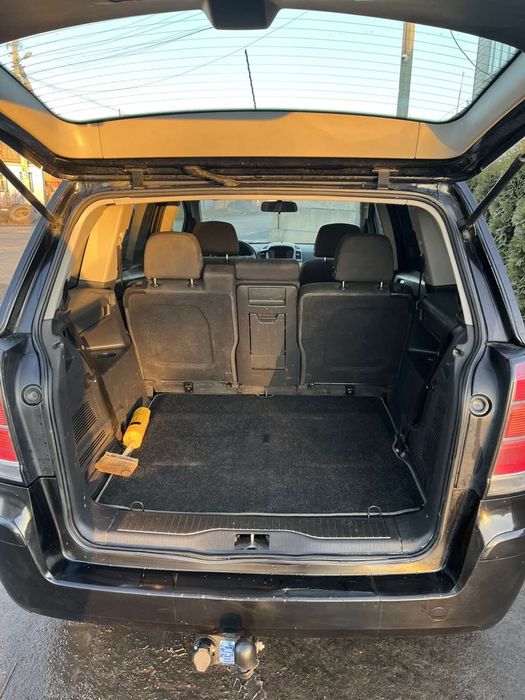 Продам Opel Zafira B