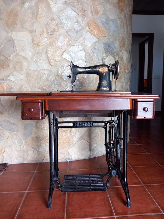 Máquina de costura SINGER
