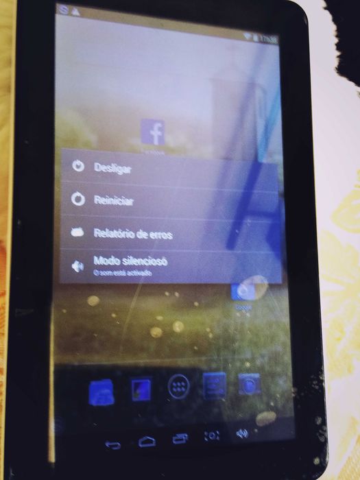 9'' Tablet – Nearly New64552837744258123