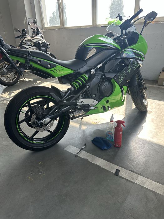Kawasaki Ninja 400R