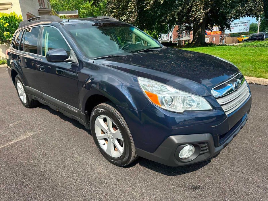 Subaru Outback 2.5i Limited      2013