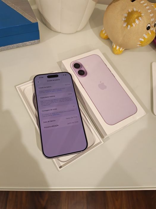 IPhone 17 256g sim-novo com factura e garantia até 06/2029