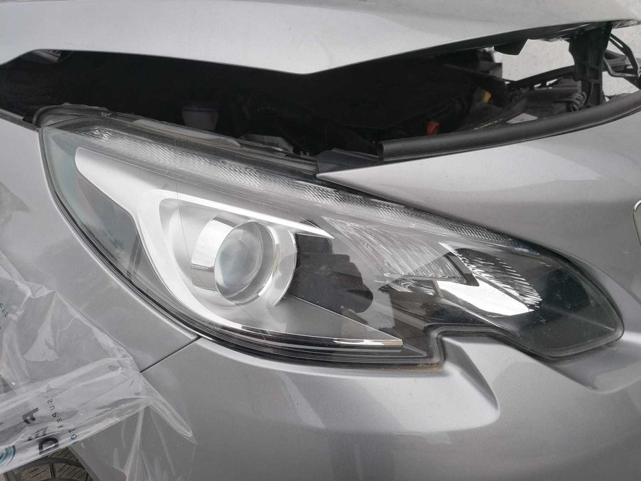 Peugeot 2008 1.5Bluehdi 102cv para peças