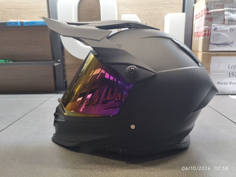 Vendo capacete novo