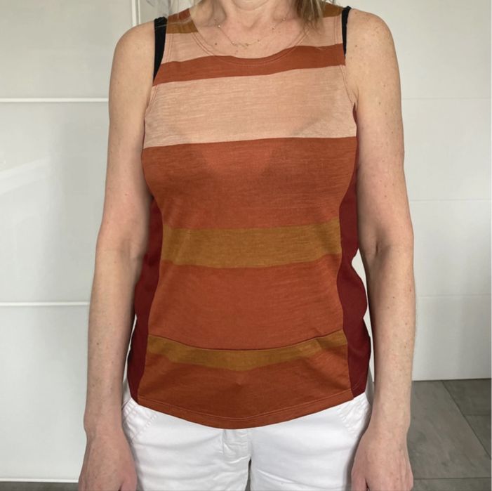 Kolorowy top w paski – rozmiar XS