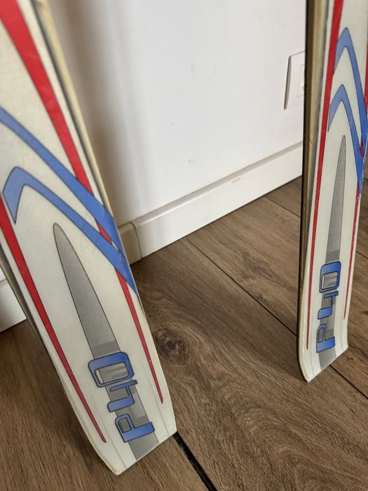 Narty zjazdowe volki 190