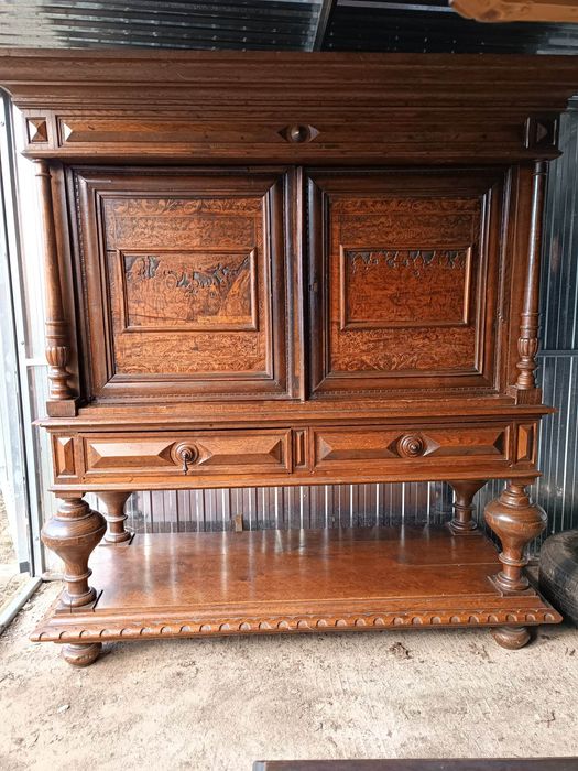 Piękny  stary mebel